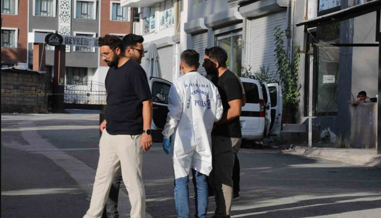 Erciş’te iki kardeşe silahlı saldırı: 1 ölü, 1 yaralı