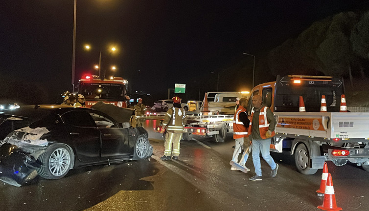 TEM Otoyolu’nda feci kaza! Sürücü aranıyor