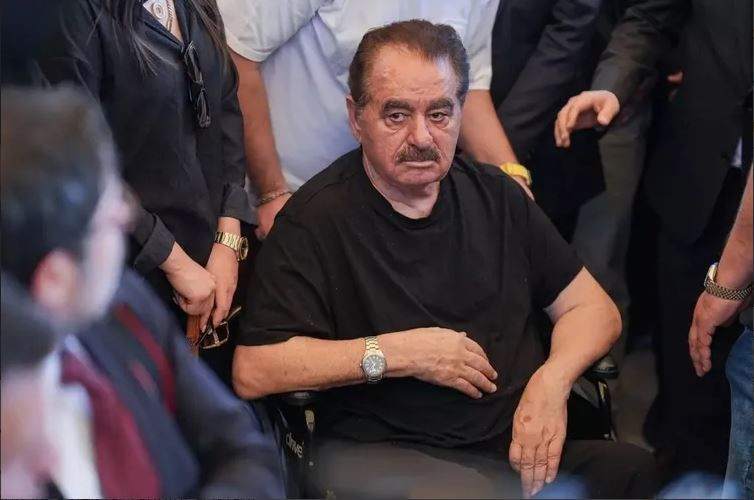 Arabesk Müziğin İmparatoru İbrahim Tatlıses yoğun bakımda: Kızı Dilan Çıtak son durumu açıkladı - Resim: 15