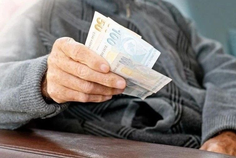 250 bin TL'nin 32 günlük getirisi belli oldu: İşte en yüksek mevduat faizi veren bankalar - Resim: 1