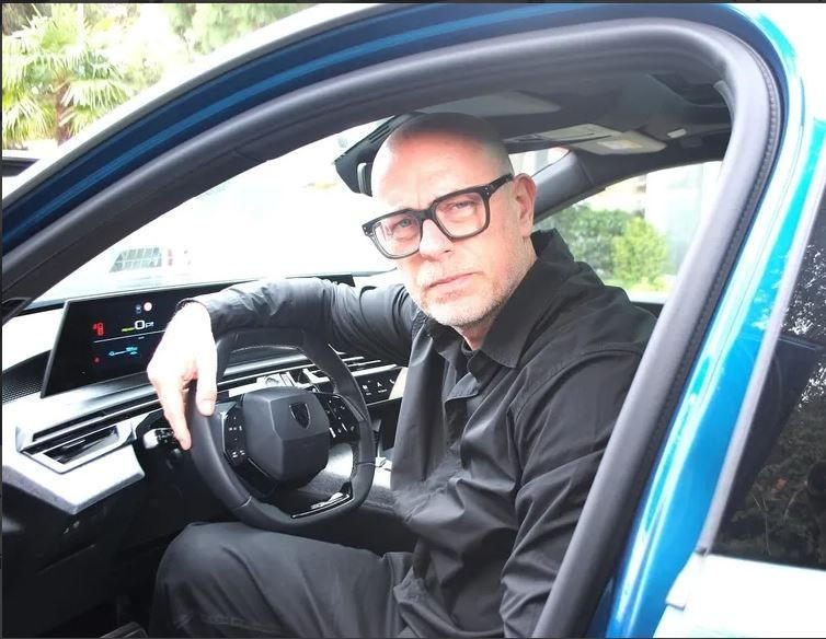 Sanat dünyası şaşkın: Tuba Ünsal’ın eski eşine vefası herkesi hayran bıraktı… Sare artık ortak - Resim: 5