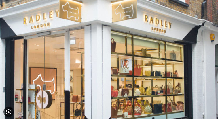İngiliz moda devi Radley çöktü, anlaşmalar kurtarmadı: Yüzlerce kişi işsiz kalacak - Resim: 1