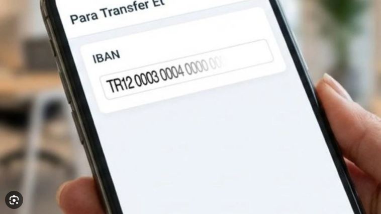 WhatsApp'tan gelen IBAN adresini kopyalayıp para gönderenler yandı: Avukatları taklit ettiler - Resim: 1
