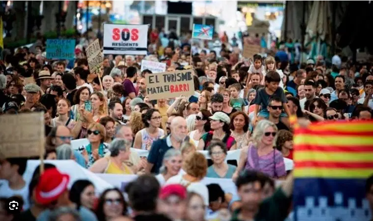 Kiracılar, 'kira ödememe eylemi' başlatıyor: Emlak şirketi çileden çıkardı - Resim: 5