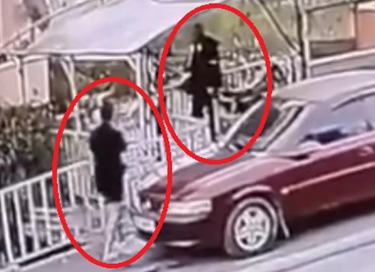 Kardeşini gözünü kırpmadan öldürdü: Kayseri’deki cinayetin dehşet anları kamerada - Resim : 2