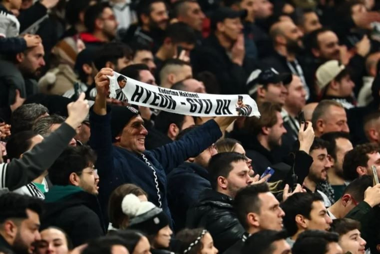 Beşiktaş–Galatasaray derbisi cep yakacak: Dev randevu öncesi fiyatlar belli oldu - Resim: 10