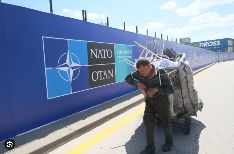 TOGG limuzinler NATO zirvesi için yoksulluğun gizlendiği Ankara sokaklarında - Resim: 5