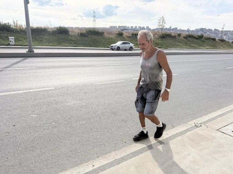 Doktorun “ömür boyu” sözünden sonra kararını verdi: Günde 30 km yürüyor - Resim: 9