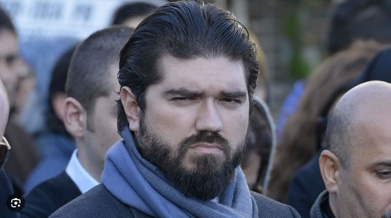 Rasim Ozan Kütahyalı'nın eşinden iddialara zehir zemberek sözler: Sıra size de gelecek - Resim: 10