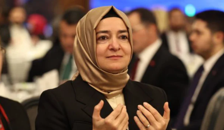YENİ Parti'den Fatma Betül Sayan'a 8 soru: Burs alan bir kişi 163 milyonu nereden buldu? - Resim: 13