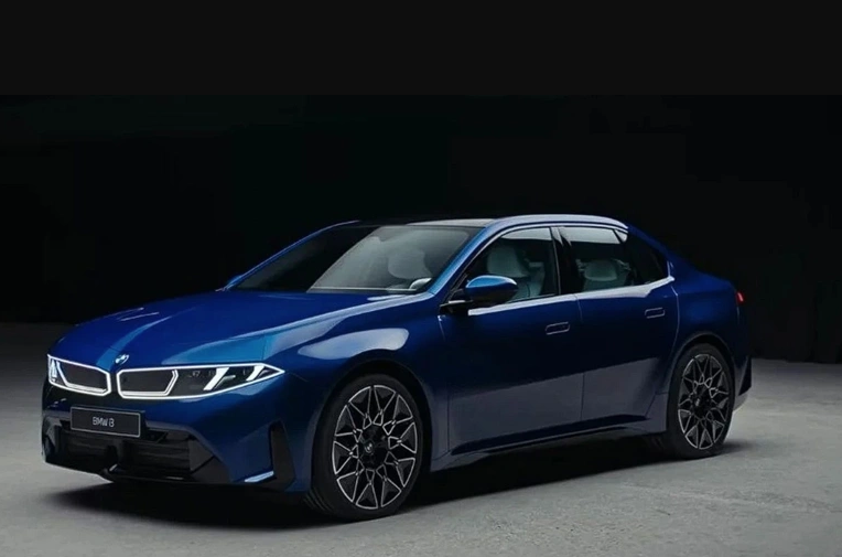 Yoğun talep BMW'yi harekete geçirdi: i3 sahneye çıkıyor - Resim: 2