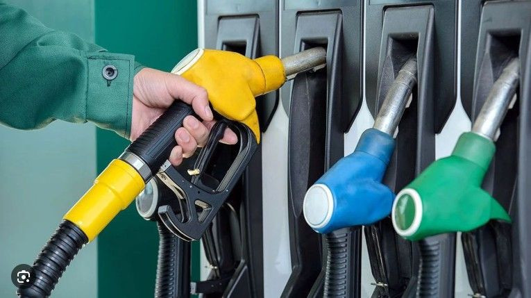 Akaryakıta indirim kamuflajlı dev zam: Fiyatlar durdurulamıyor - Resim: 14