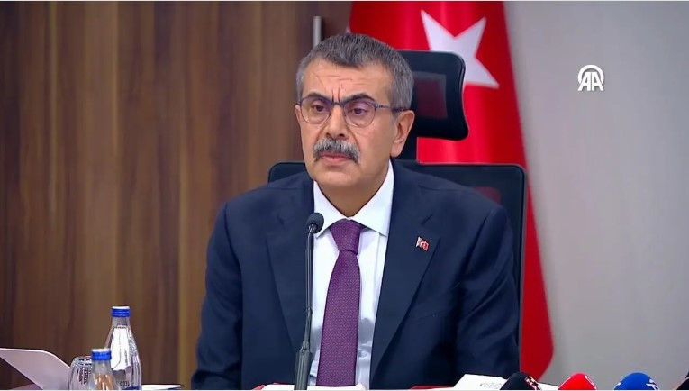 Manisa'daki okula saldırı olayında yeni gelişme: Bakan Çiftçi açıkladı - Resim : 1