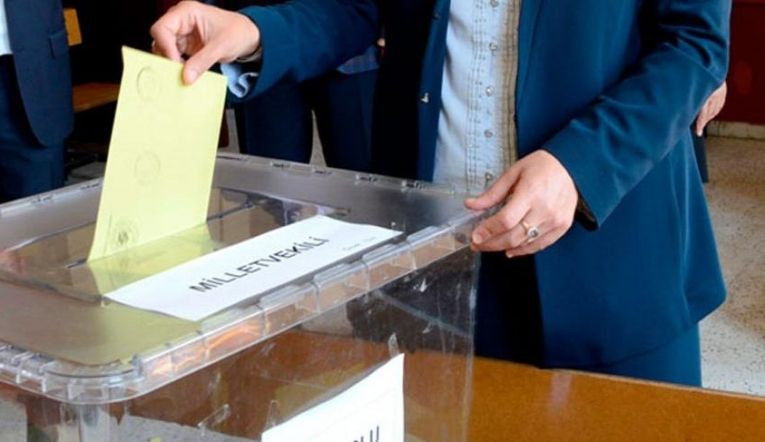 Son seçim anketi geldi: Partilerin X (Twitter) takipçilerine göre oy oranı - Resim: 4