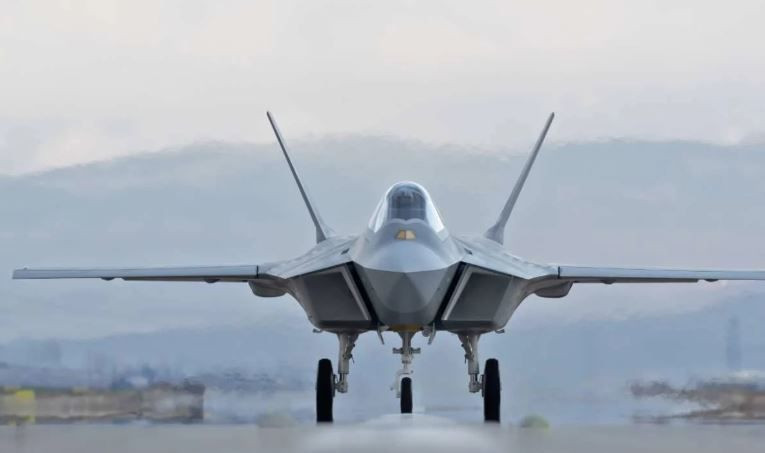 KAAN'da tarihi dönüm noktası: Üç prototip bir arada... Beşinci nesil devrimi başlıyor - Resim: 9