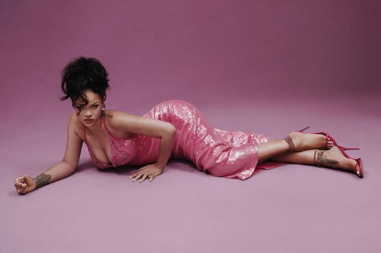 Riri geri döndü; 10 yılın ardından sonra stüdyoda: Yeni albüm geliyor - Resim: 4