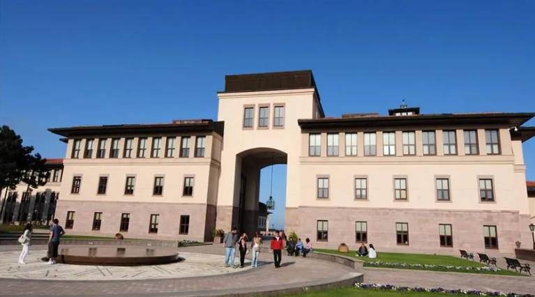 İşsizlik kaygısına son veren üniversiteler: Mezunları kolayca iş buluyor - Resim: 4