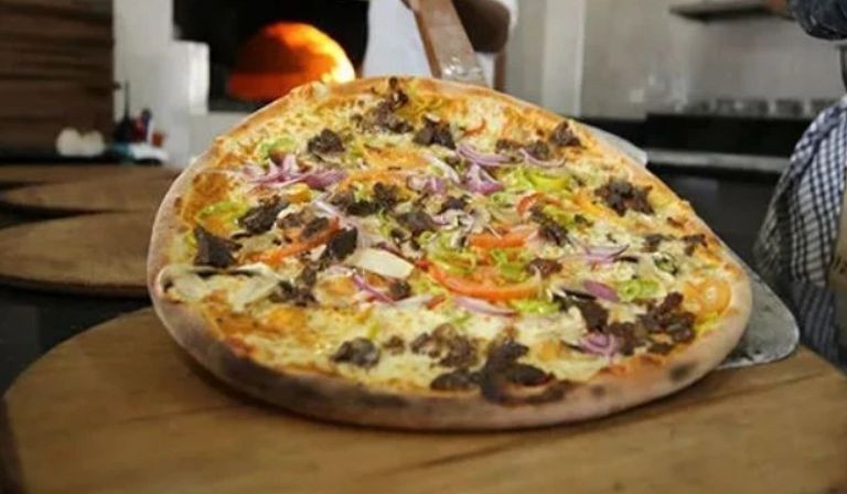 Pizza zincirinin Türkiye’deki 170 şubesi el değiştirdi - Resim: 5