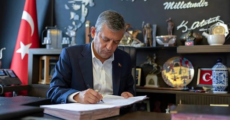 Son anket sonuçları yayımlandı: Zirve el değiştirdi - Resim: 8