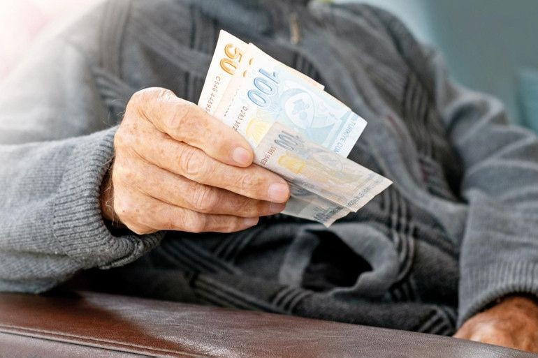 Emeklilikler bir bir iptal ediliyor: SGK ödenen maaşları faizle geri istiyor… E-Devlet’te bu harfler ne anlama geliyor? - Resim: 2