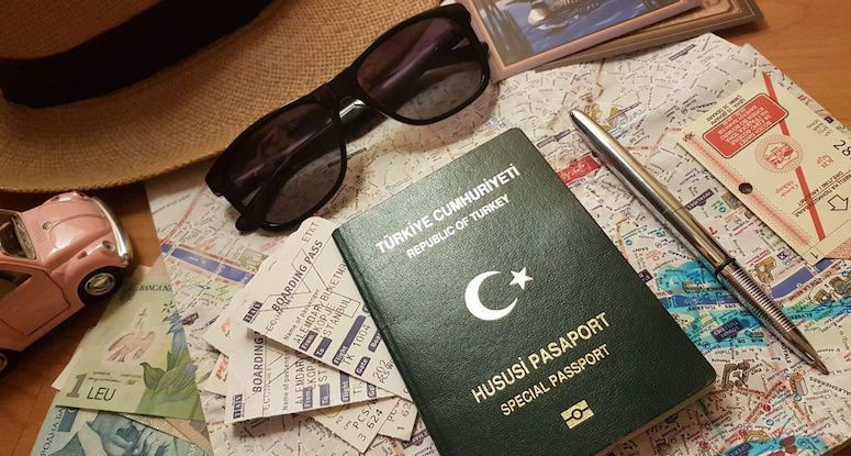 Bir meslek grubuna daha yeşil pasaport geliyor: Vizesiz uçacaklar - Resim: 1