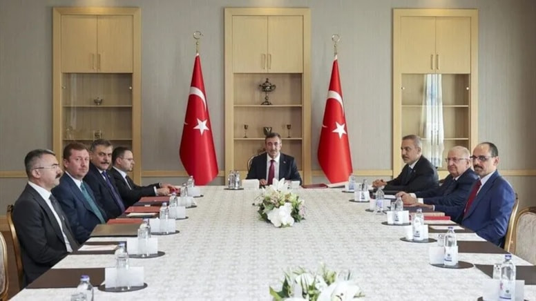 Bahçeli çok istemişti: Öcalan'a statü verildi - Resim : 1