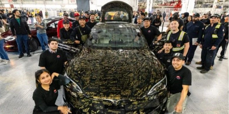 Tesla iki modelin üretimini durdurdu - Resim: 2