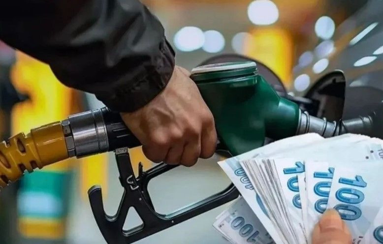 Akaryakıta cumhuriyet tarihinin en büyük zammı geliyor: Gözler saat 16.00'da - Resim: 12