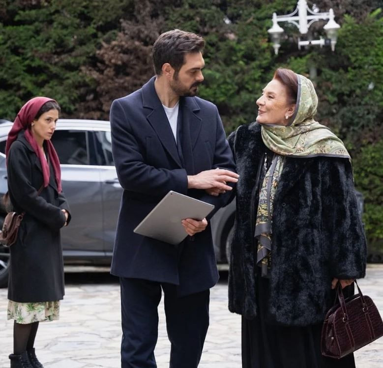 Yeşilçam bir değerini daha kaybetti: Usta oyuncu Nevin Efe'den acı haber geldi - Resim: 6