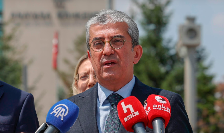 YENİ Parti'den Fatma Betül Sayan'a 8 soru: Burs alan bir kişi 163 milyonu nereden buldu? - Resim: 2
