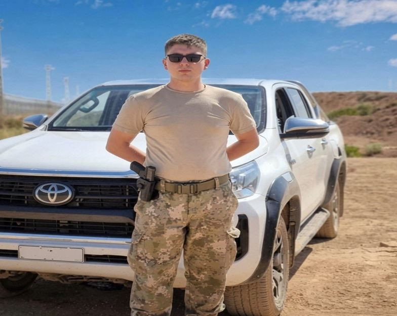 Şehit eşi tabuta sarılıp tek bir cümle söyledi: Aksaray’da en acı veda - Resim: 2