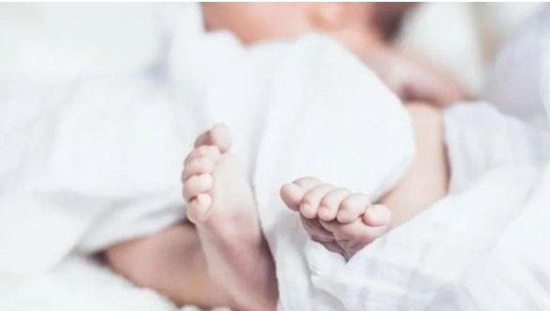 15 milyonda bir görülen mucize doğum: Avustralya'da ilk kez tek yumurta dördüzleri dünyaya geldi - Resim : 1