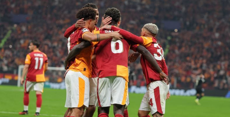 Efsaneler devreye girdi: Galatasaray’da Muslera ve Mertens’ten Şampiyonluk hamlesi - Resim: 2