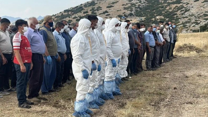 Bir ısırıkla başı döndü iştahtan kesildi: 15 gün sonra hayatını kaybetti - Resim: 4