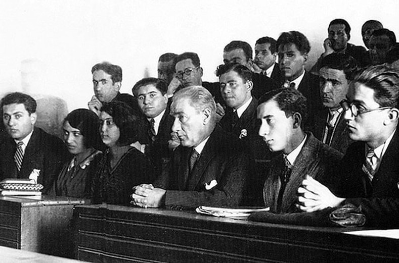 Samsun’da yanan İstiklal meşalesi 107 yaşında: 19 Mayıs Atatürk’ü Anma, Gençlik ve Spor Bayramımız kutlu olsun - Resim : 4
