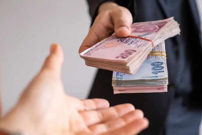 Asgari ücrette masadaki 5 rakam ortaya çıktı: İktidara yakın gazete yazdı - Resim: 14