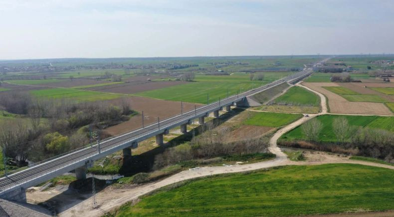 4 saatlik yol 1 buçuk saate indi: Üç şehir YHT ile bağlanıyor - Resim: 6