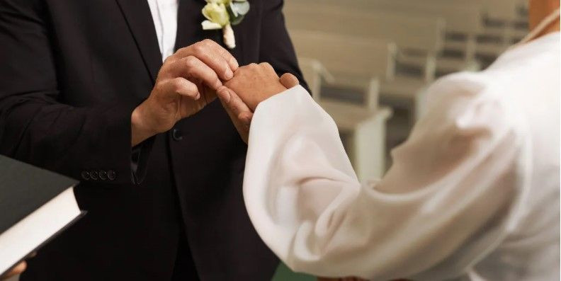 TÜİK verileri ortaya çıktı: İkinci bahar rekoru... Türkiye'de 65 yaş üstü 9 bin kişi evlendi - Resim: 1