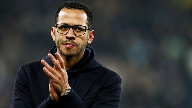 Paris FC'de teknik direktör krizi: Kamp ertelendi - Resim : 1