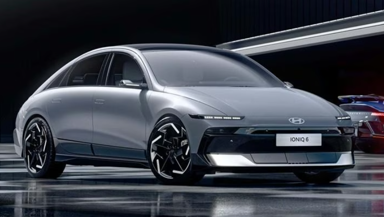 Türkiye fiyatı açıklandı: İşte geleceğin tasarımı elektrikli Hyundai - Resim: 1