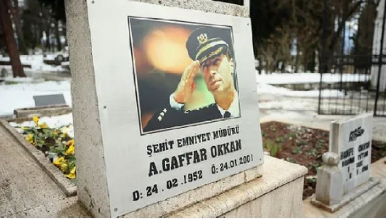 Ali Gaffar Okkan saygı ve özlemle anıldı: Katledilişinin üzerinden 25 yıl geçti - Resim : 4