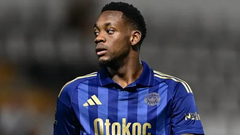 Galatasaray’da John Duran askıya alındı: Yeni aday belli oldu - Resim : 1