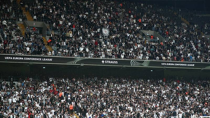 Beşiktaş'tan kombine kararı: Satışlar geçici olarak durduruldu - Resim : 1