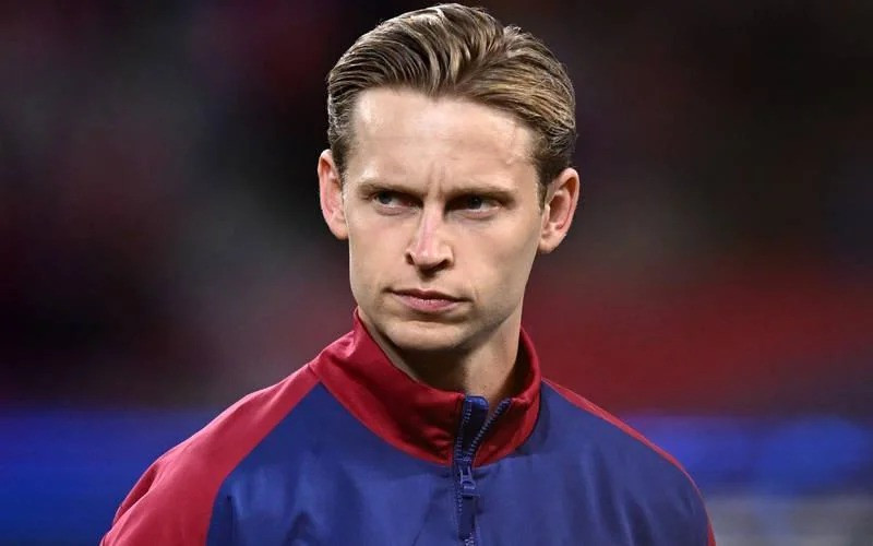 Frenkie de Jong aylarca sahalardan uzak kalacak - Resim : 2