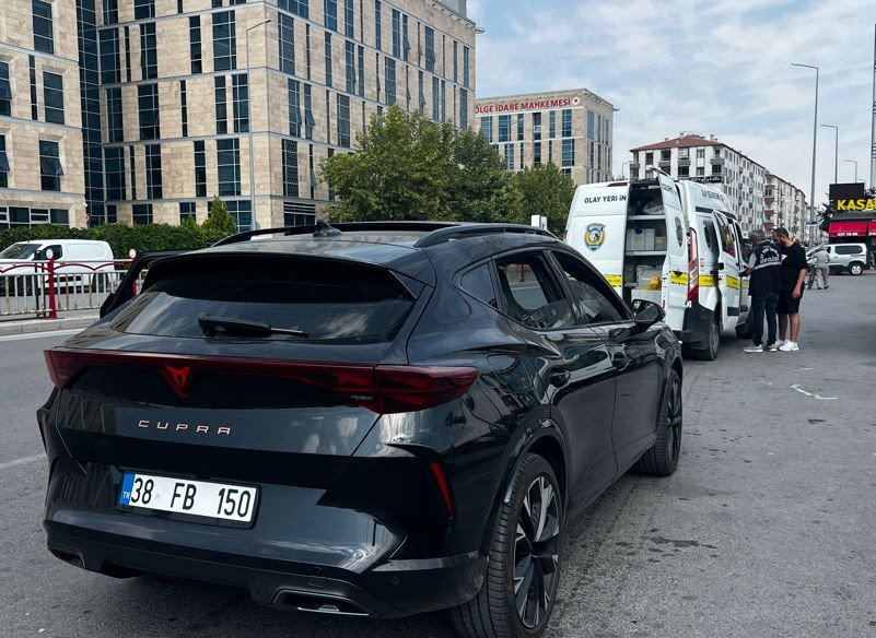 Çalıntı araçtan çıkanlar ekiplere "yok artık" dedirtti - Resim: 5