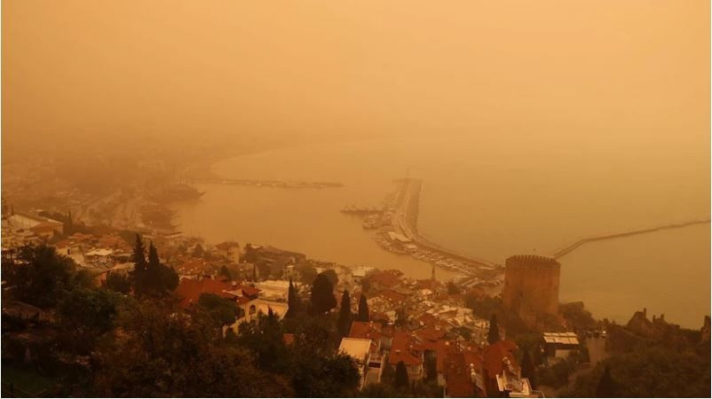 Meteoroloji duyurdu: Çamur yağmuruna hazır olun pencerelerinizi sakın açmayın - Resim: 6