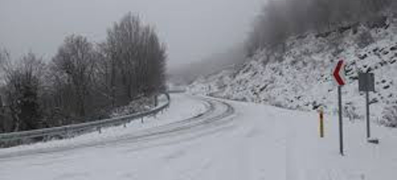 Tekirdağ beyaz örtüye bürünüyor: Kar gece boyu devam edecek - Resim : 1