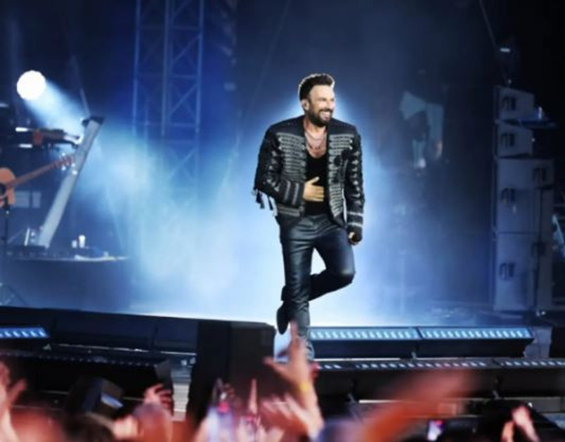 Tarkan'ın yaz imajı olay oldu: Takipçilerinden yorum yağdı - Resim : 1