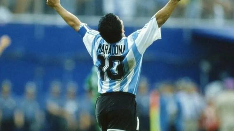 Maradona sergisi İstanbul’da açıldı - Resim : 1