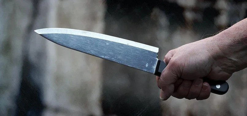 Paris'te bıçaklı saldırı: Üç kadın yaralandı, saldırgan etkisiz hale getirildi - Resim : 1